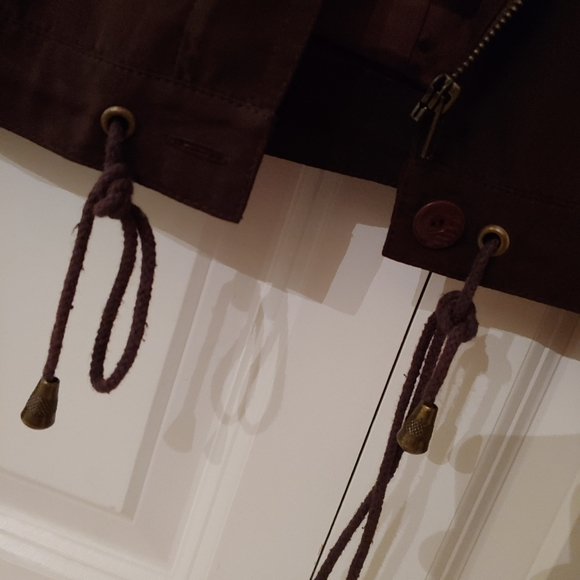 Jacket - Picture 2 of 4